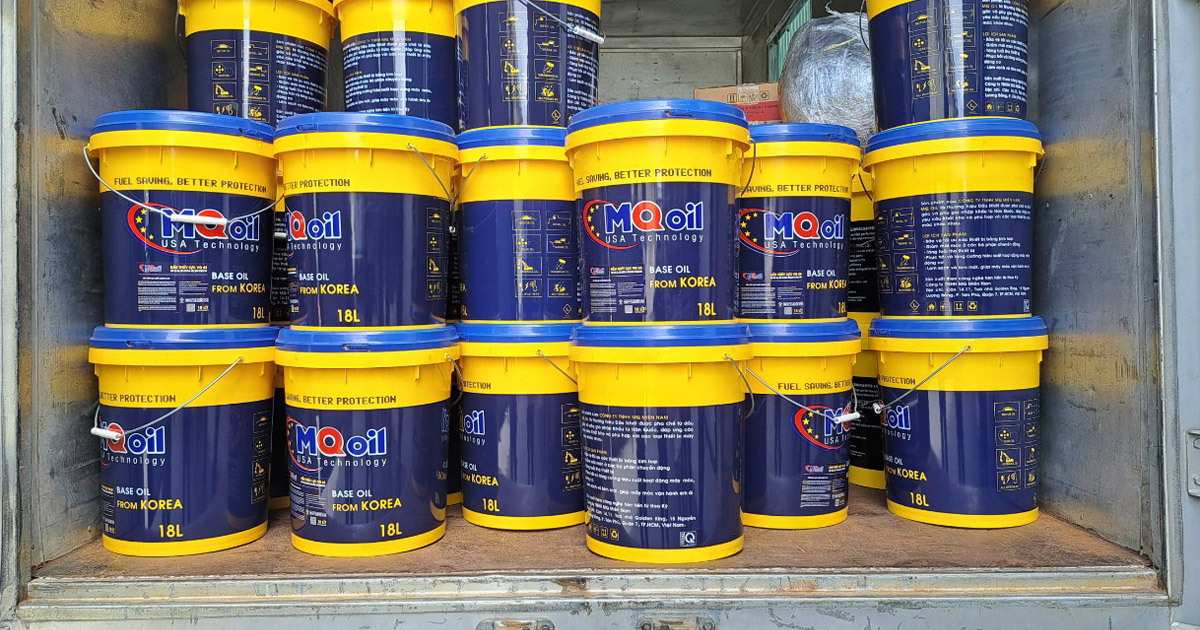 Dầu động cơ MQ Oil Hàn Quốc.