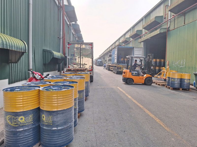 Dầu máy may công nghiệp MQ Oil.