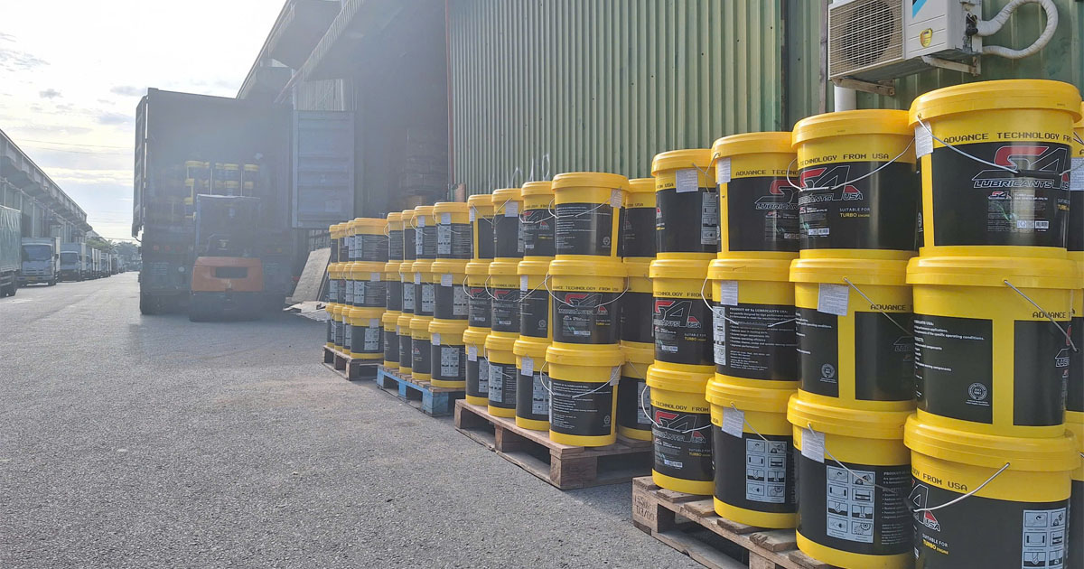 Giá Dầu Nhớt Máy Nén Khí Mới Nhất 3/2025 – Cập Nhật Chi Tiết
