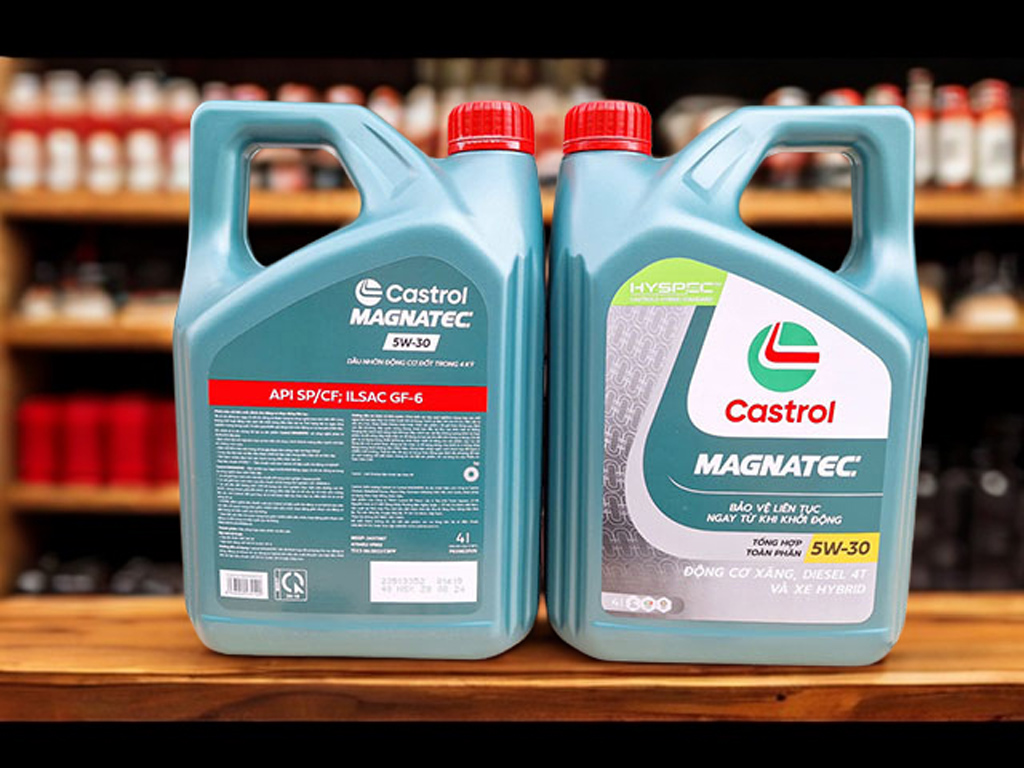 giá dầu nhớt Castrol Magnatec 5W30 mới nhất 2025